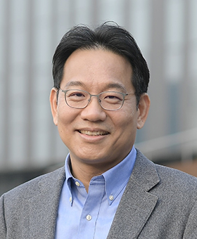 윤성로