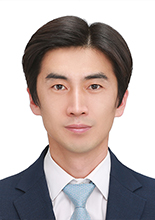 이철호